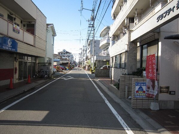 グラフティ桑原・の物件内観写真